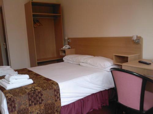 Heath Lodge Hotel Nr Nec Bickenhill Szoba fotó